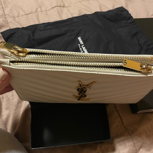 YSL POUCH FOR SALE - Picture 5 of 9